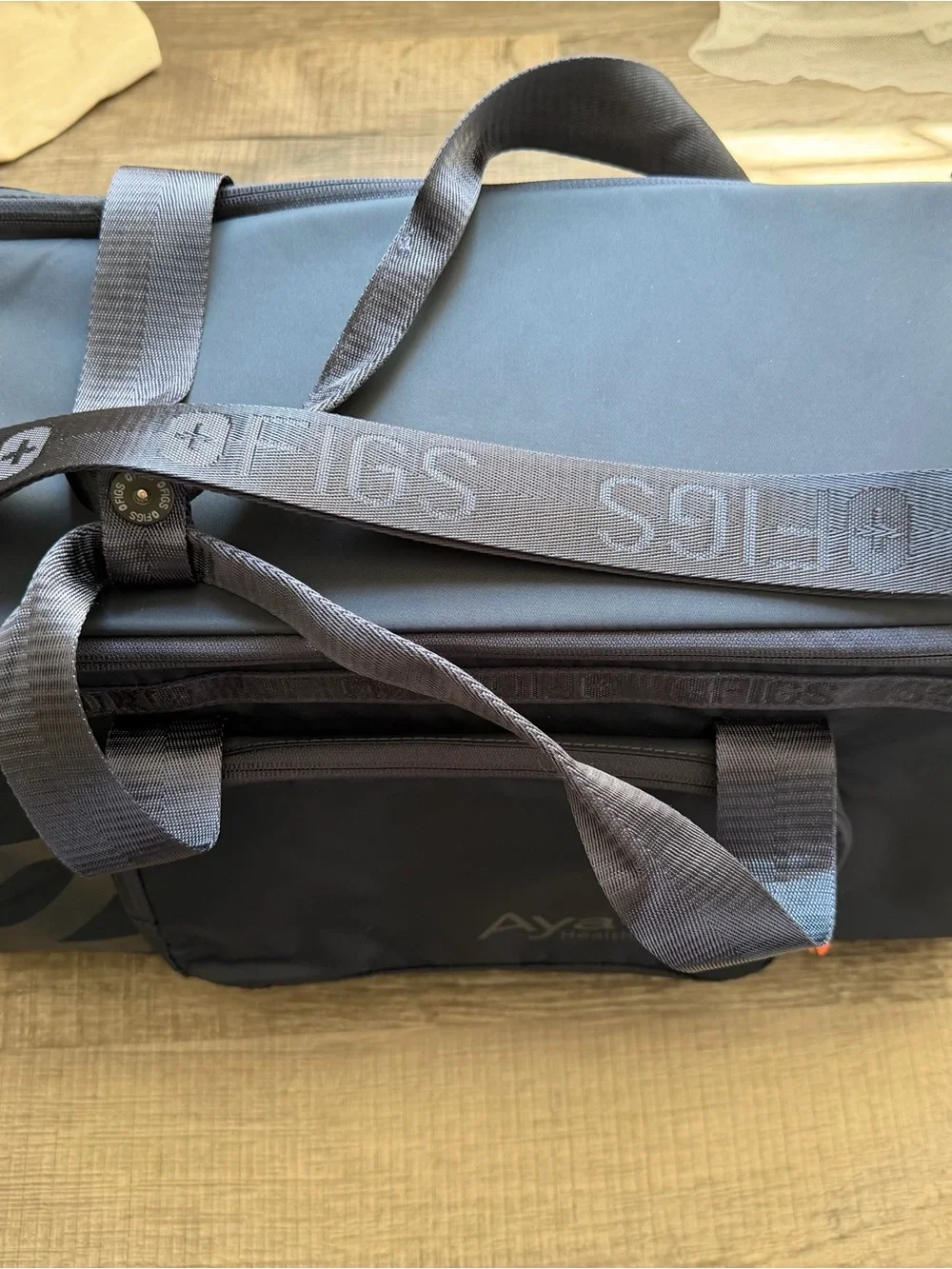 Figs Aya Healthcare Midnight Navy Nylon Weekender Duffle Work Bag- NEW